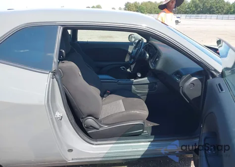 2023 Dodge Challenger R/T from USA, damaged, VIN 2C3CDZBT5PH638171